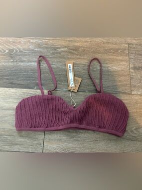Skims Kim Kardashian Women’s Sheer Knit Bralette Medium New with Tags